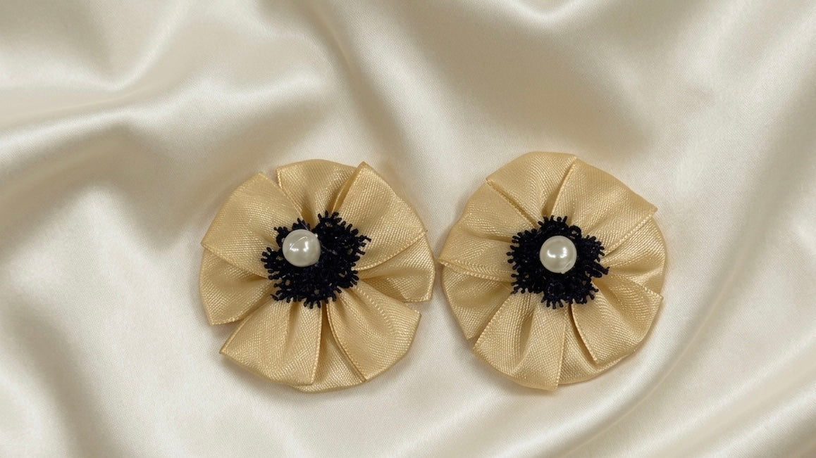 Lemon Satin Fold Petals